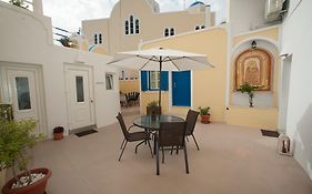 Lefteris Traditional Rooms